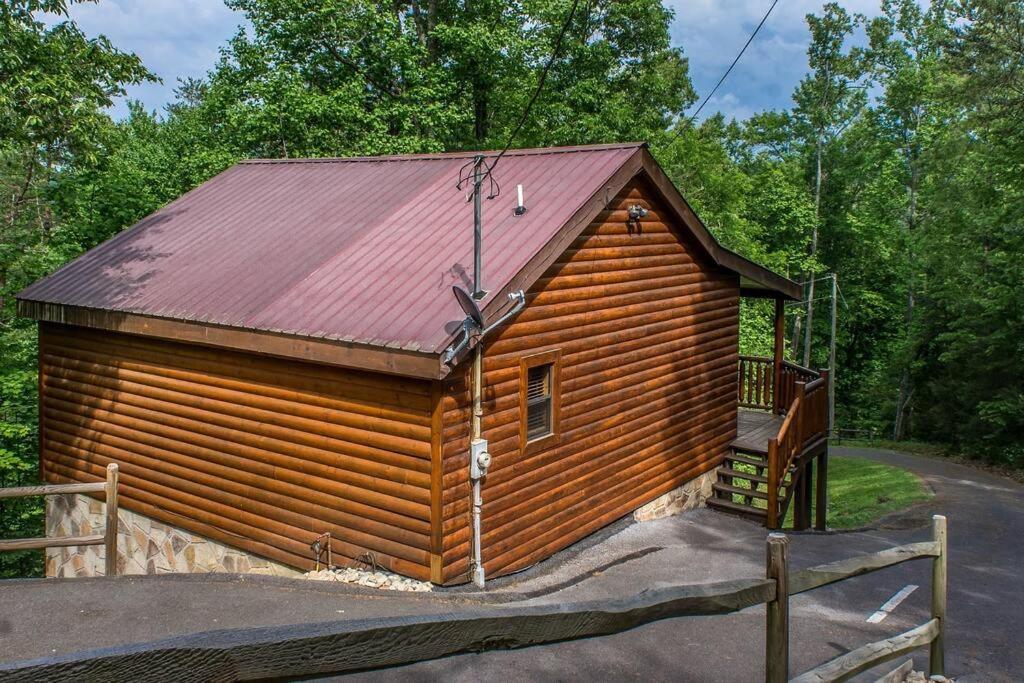Holly Tree Hideaway - Semi Secluded Mtn Setting Sevierville Exterior foto